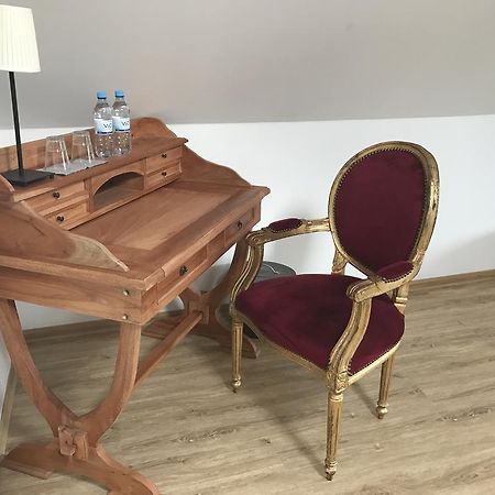 Hotel Heddernheimer Hof Франкфурт-на-Майне Экстерьер фото